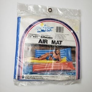 Vintage pool air mat